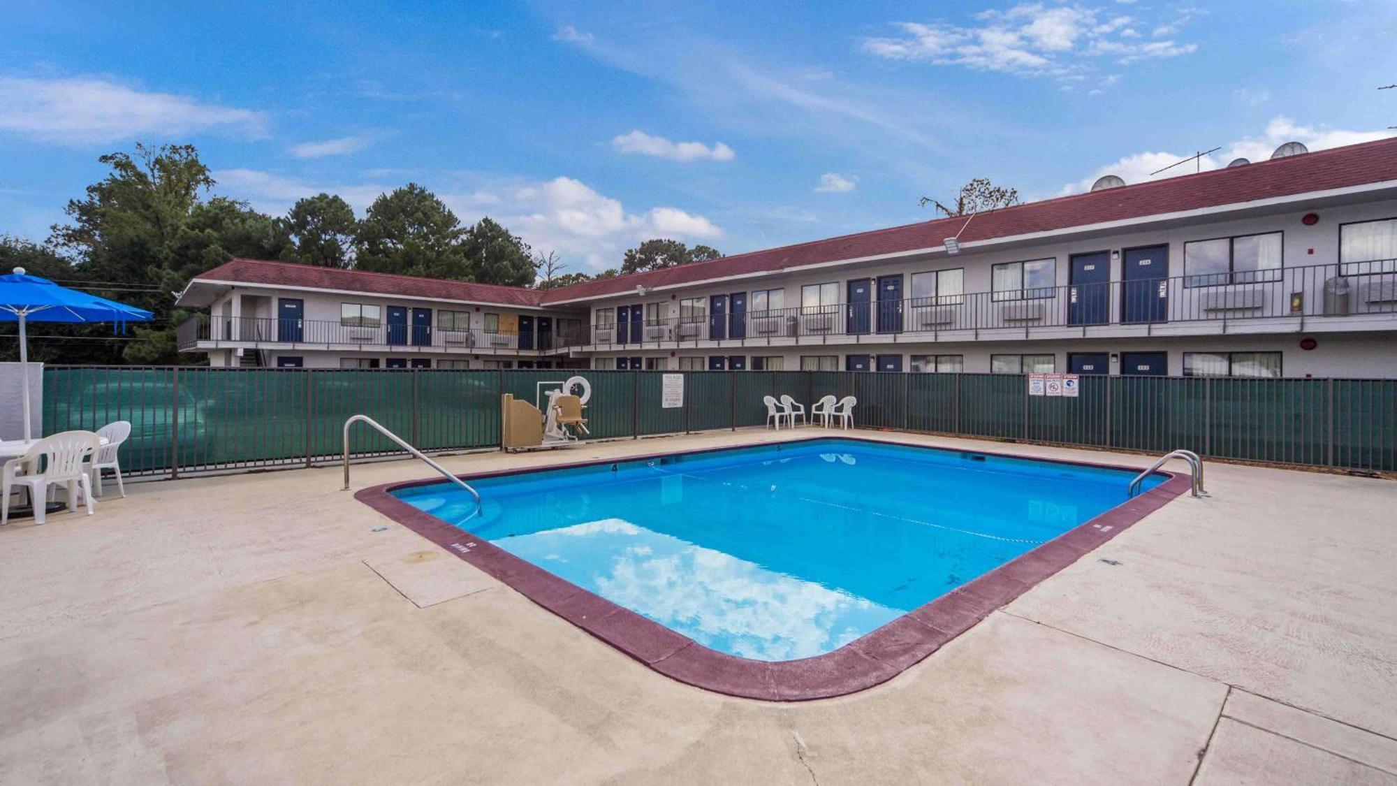 Motel 6-Meridian, Ms Екстериор снимка